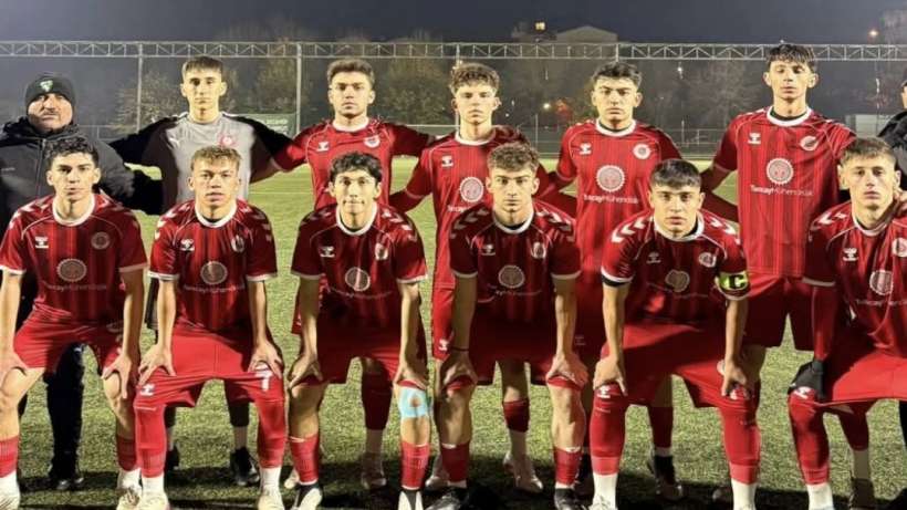 Başiskele Belediyespor U18 Türkiye Şampiyonasında