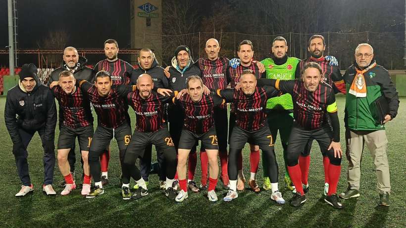 Masterler A Grubunda Şampiyon, Full Medya Bekirpaşa Masterler oldu