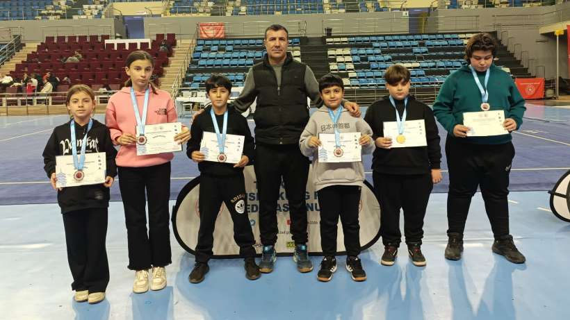 Kartepeli sporcular, Sakarya'dan madalyalar ile döndü