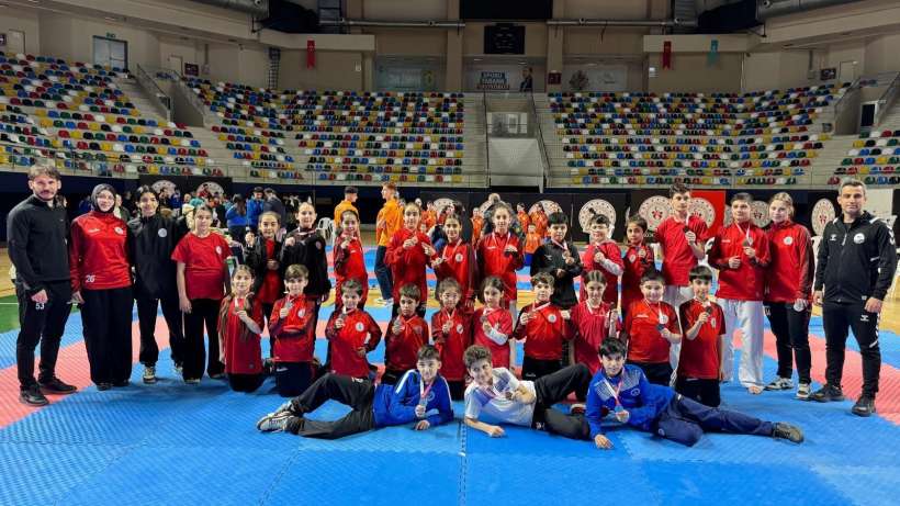 Körfez Gençler Birliği’nden Madalya Yağmuru: İl Birinciliği’ne Damga Vurdular!