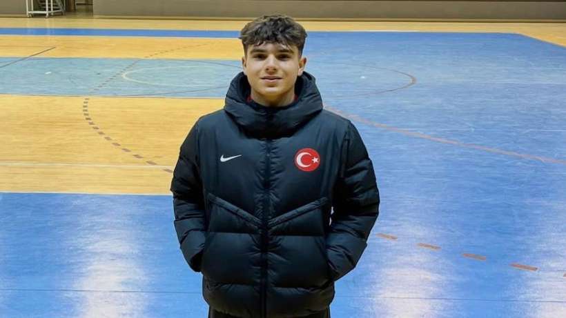 KULLAR 1975 SPOR'DA MİLLİ GURUR