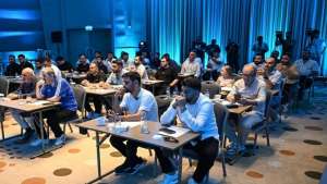 Adana Demirspor'lu taraftarlar yardım kampanyası başlattı