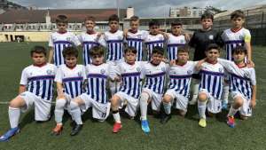 İZMİT GENÇLERBİRLİĞİ U11 TAKIMI NAMAĞLUP ŞAMPİYON