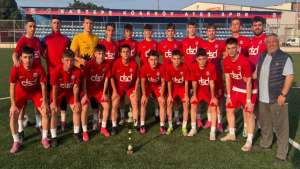 Köseköy Ateşspor U18, Şampiyonluk kupasını aldı