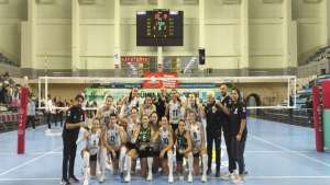 Sakarya Voleybol, Namağlup lider Göztepe'ye konuk oluyor