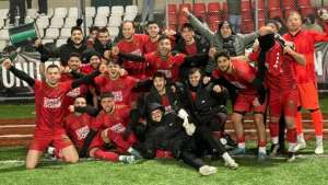 Turgutspor, liderlik koltuğunda..1-0