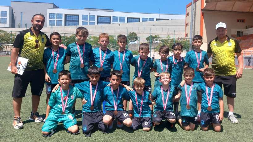 Çayırtepespor, oyuncularını ayartan takımlara tepkili Çayırtepespor, oyuncularını ayartan takımlara tepkili