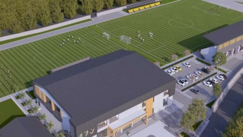 Gölcük Spor Kompleksi için kazma vuruldu