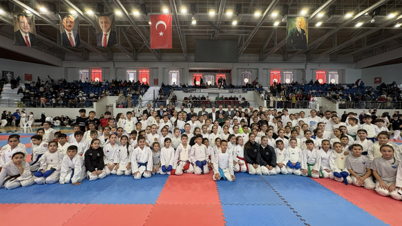 Kocaeli’de Karate Heyecanı Zirvede: Sportoto Yıldızlar Ligi İlk Etabı Tamamlandı