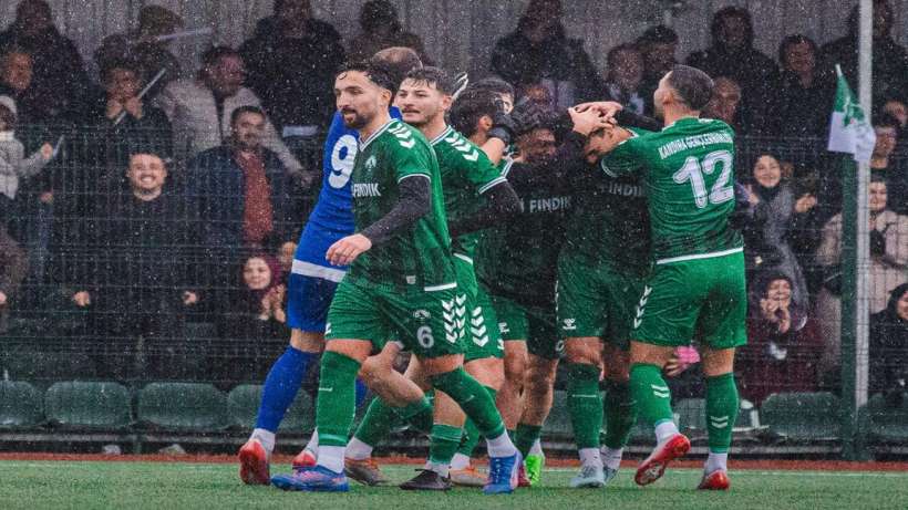 Süper Lig B' de şampiyon Kandıra Gençlerbirliği